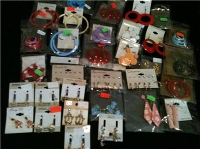 Wholesale Lot / 32 sets of assorted designs pierced earrings hoops 