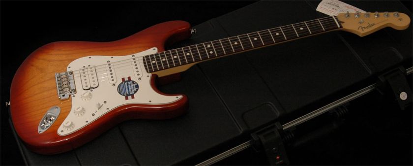 New Fender ® American Stratocaster, Strat, HSS Sienna Sunburst  