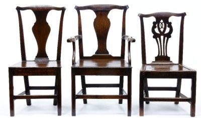 HARLEQUIN SET OF 10 18TH CENTURY ANTIQUE OAK DINING CHAIRS  