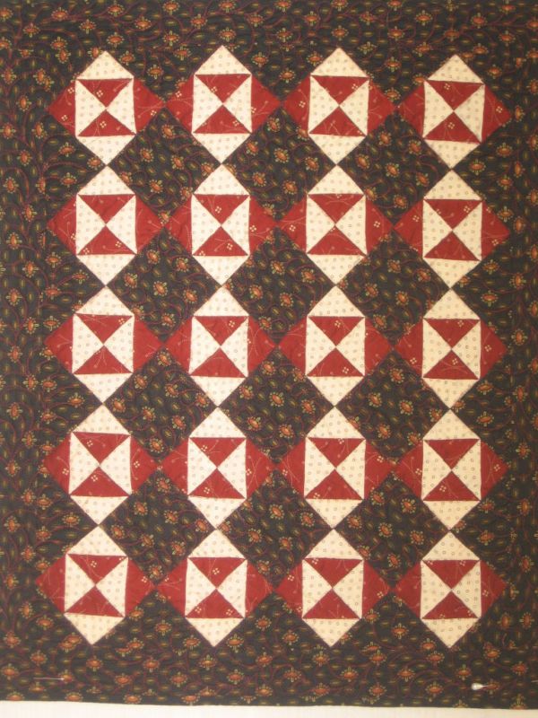 Quilt wall machine pieced longarm red brown small  